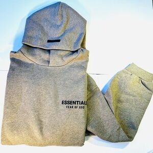 NWT Essentials Fear of God Heather Grey Hoodie Size Medium